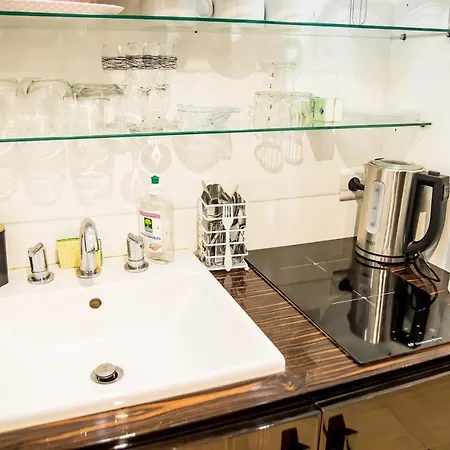 Boise A 2 Pas Du Jardin Du Luxembourg *